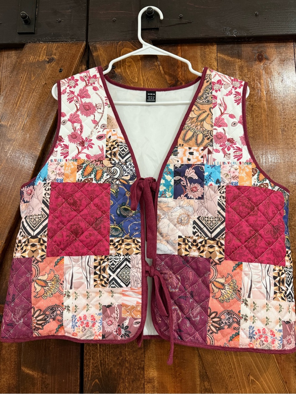 SHEIN Burgundy Multicolor Quilted Patchwork Tie-Front Vest